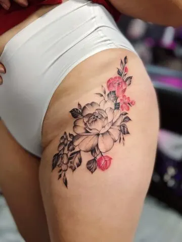 Amazing Hip & Thigh Tattoo Ideas