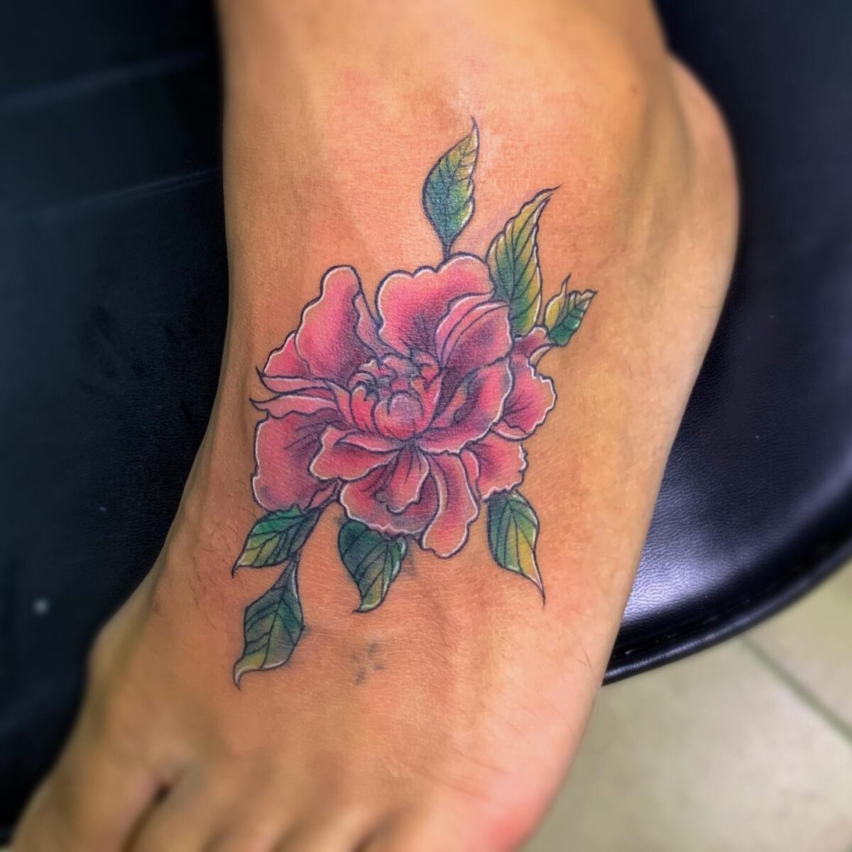 70+ Classy Foot Tattoos for Women That Look Great