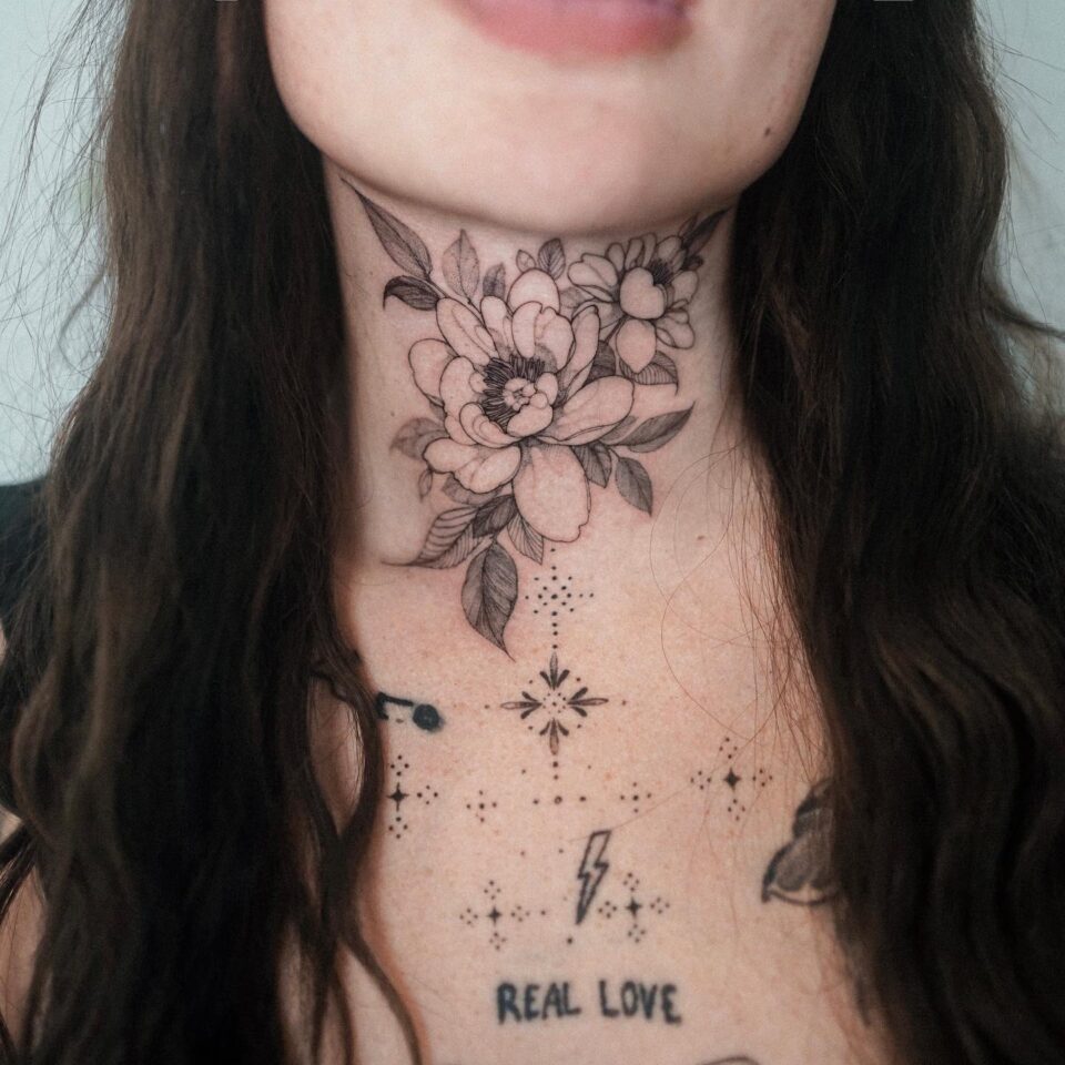 65+ Classy Neck Tattoos For Women You'll Love
