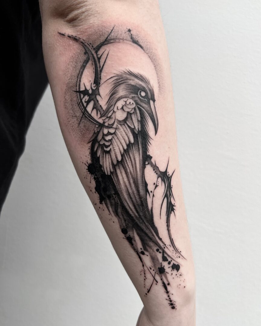 70+ Mysterious Raven Tattoo Ideas Full of Power & Meaning
