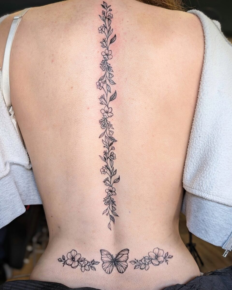 50+ Elegant and Unique Spine Tattoos Every Woman Should See