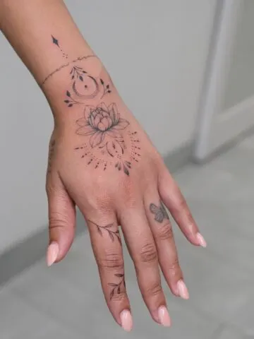 Hand Tattoo Ideas for Women