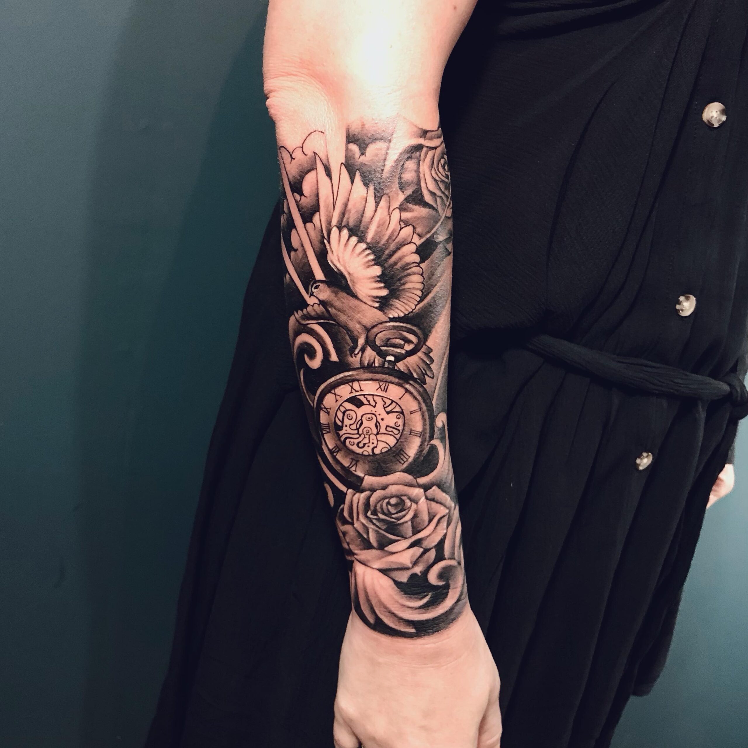 35+ Half Sleeve Tattoos for Women That Are Bold and Beautiful