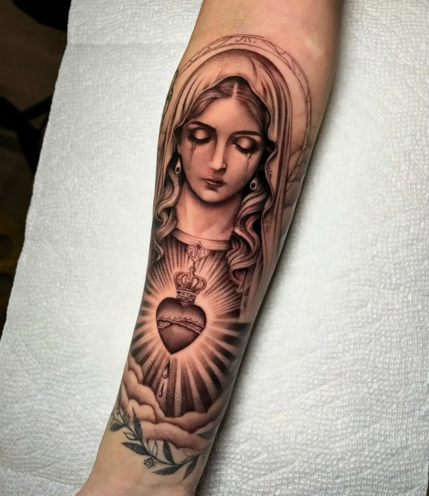 Sacred Heart of Mary Tattoo with Exquisite Detail