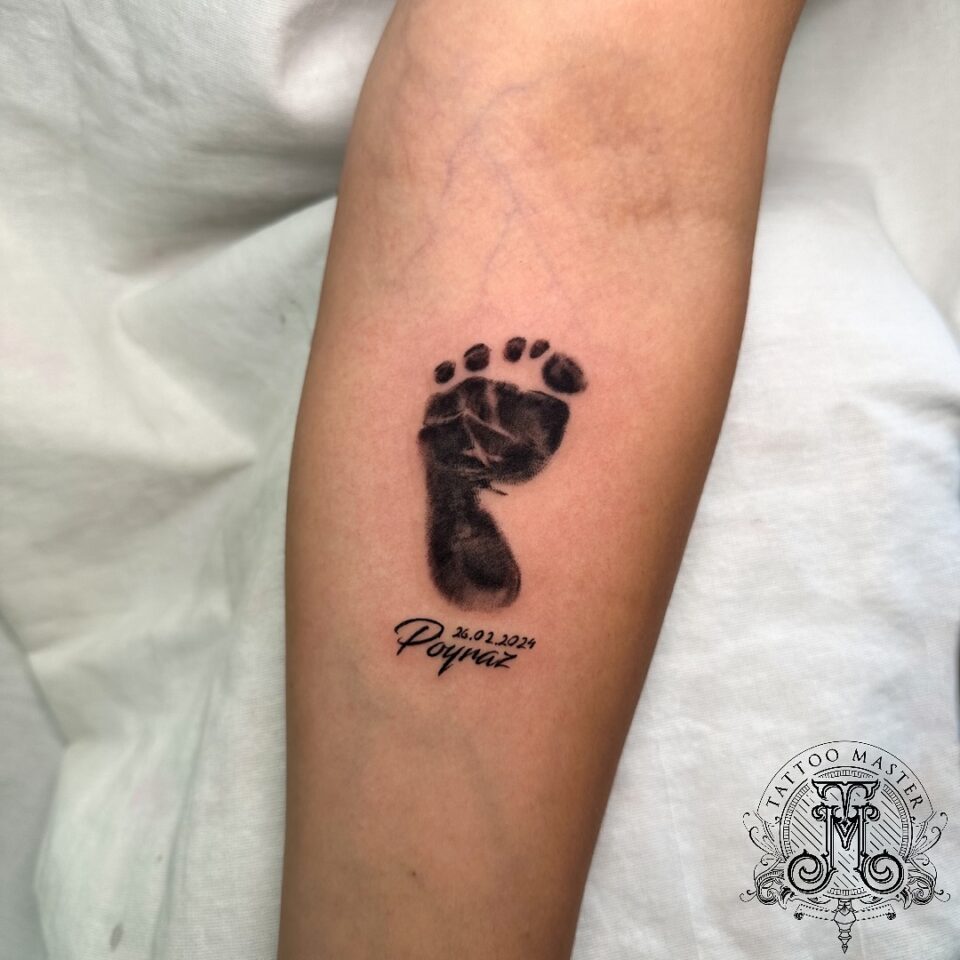55+ Adorable Baby Feet Tattoo Idea Inspirations